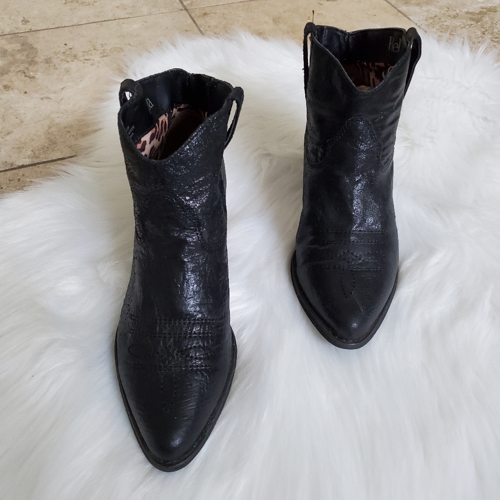 Reba Brazen Western Leather Black Ankle Booties